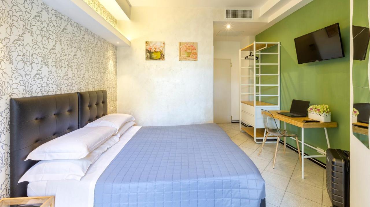 Hotel La Nidiola Riccione Exterior photo